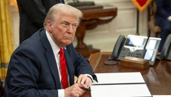 Трамп офіційно підвищив тарифи на імпорт сталі та алюмінію до 50%