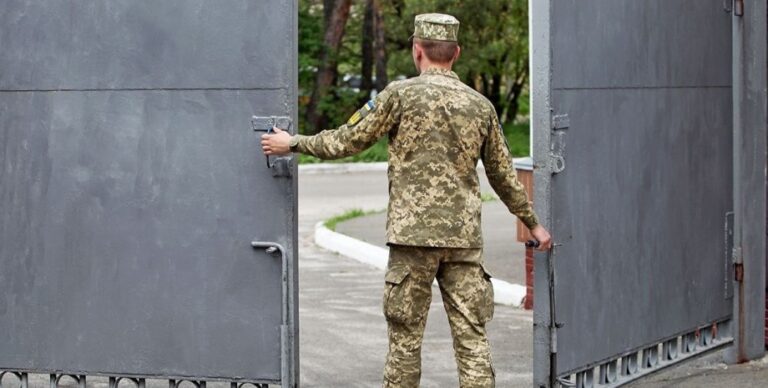 50-річний чоловік помер в одному з торгових центрів у Львівській області: військові комісари кажуть, що це був “серцевий напад”