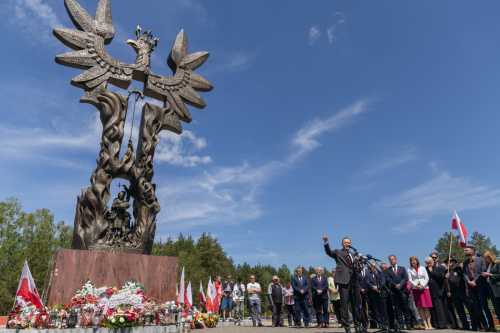 Політолог Ігор Тишкевич: Не варто очікувати любові від Польщі – буде холодна підтримка | INFBusiness