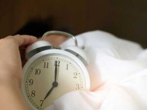 Ви не можете прокинутися знову: як дрімота після будильника впливає на наш мозок | INFBusiness
