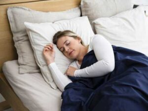 Ранній сон і фізична активність: як наш режим впливає на енергію та здоров'я | INFBusiness