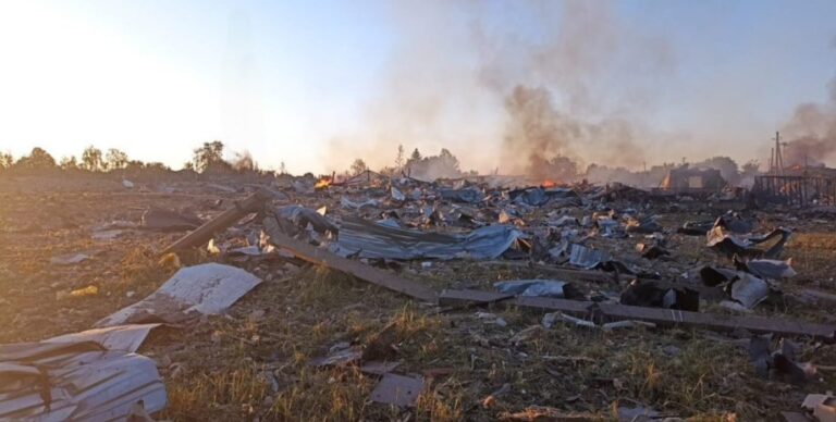 Вибухи під Житомиром: зруйновані підприємства, сотні людей залишилися без світла, що відомо про наслідки (фото) | INFBusiness