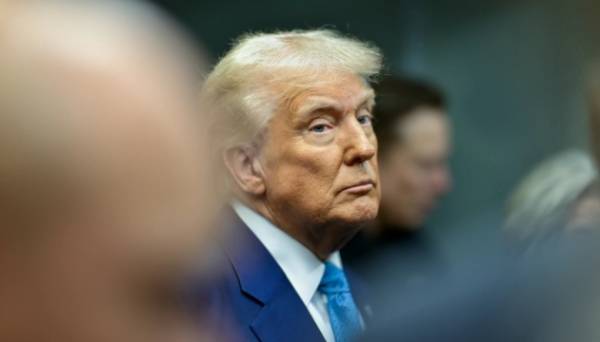 Трамп оголосив про запровадження 30% мит на товари з ЄС та Мексики з 1 серпня