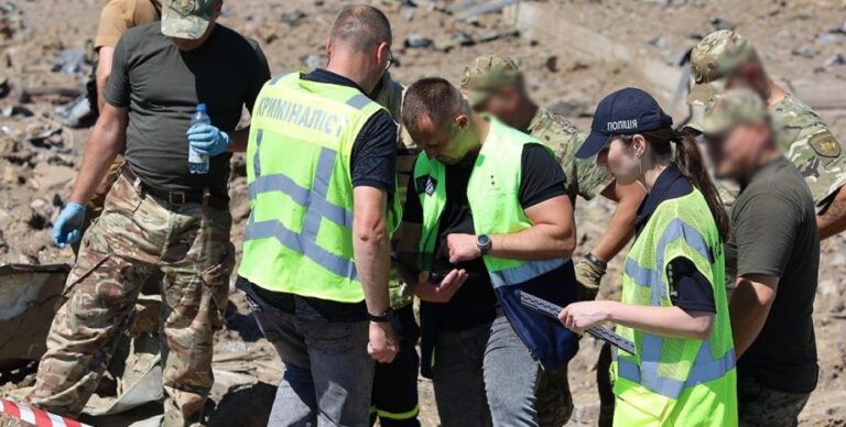 Налагоджено підпільне виробництво: поліція викрила організаторів вибухів під Житомиром