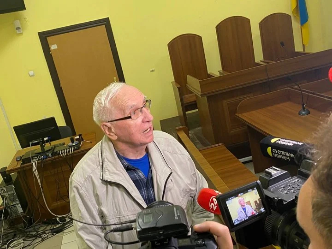 Скандал із домаганнями в ЛНУ: 87-річний професор Лос свідчив у суді, наполягаючи на авторитеті | INFBusiness