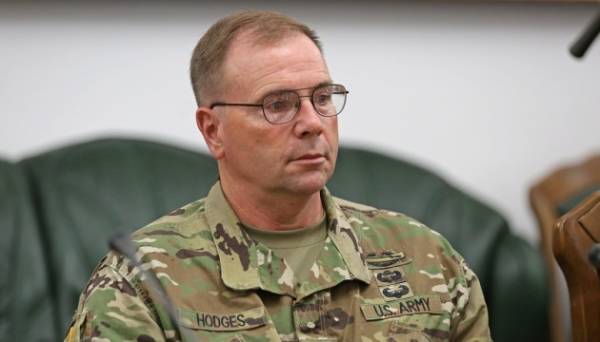 Кремль прагне уникнути загальної мобілізації в Росії – генерал Ходжес