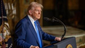 Трамп оголосив про 25% мито на імпорт з Індії та штраф за купівлю енергоносіїв з Росії | INFBusiness