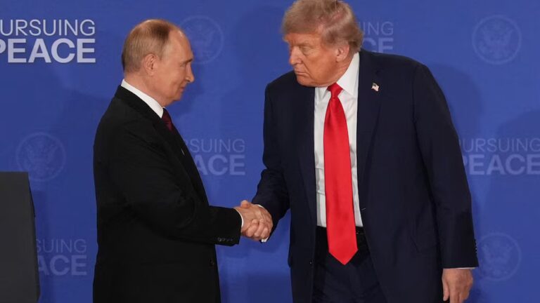 Міністр НАТО каже, що США мають «потужні важелі впливу», оскільки Путін «гальмує» мирні переговори