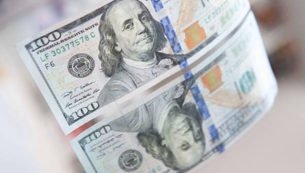 Міжнародні резерви України у липні скоротилися до 43 мільярдів доларів