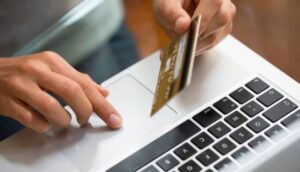 Безготівкові операції з платіжними картками зросли на 12,6% у першому півріччі – Національний банк | INFBusiness