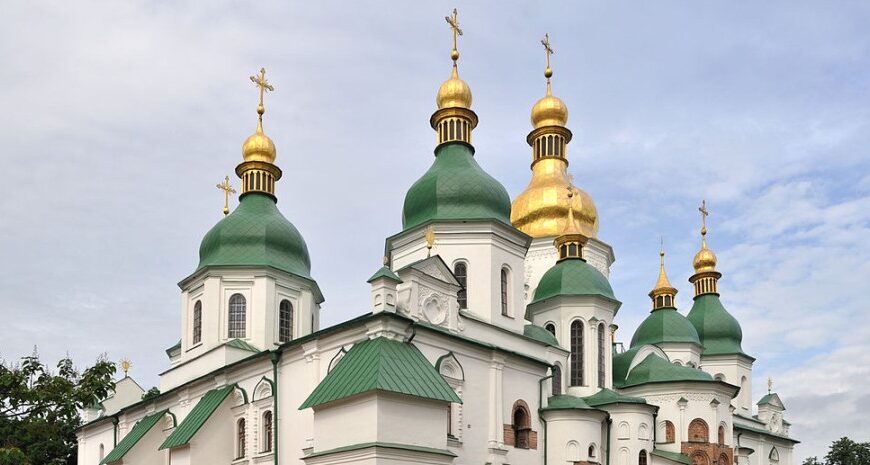 Київську митрополію УПЦ офіційно приєднали до РПЦ: чи заборонять тепер церкву?