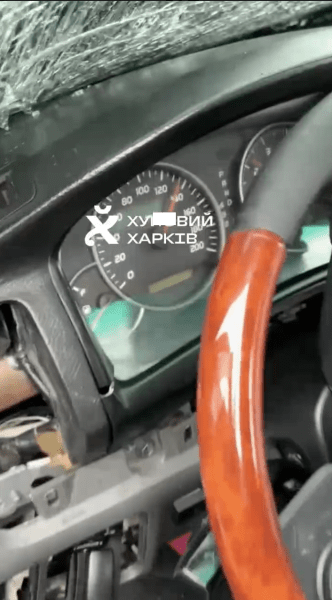 У Харкові Prado на швидкості 140 км/год врізався в тролейбус: 8 людей постраждали (фото) | INFBusiness