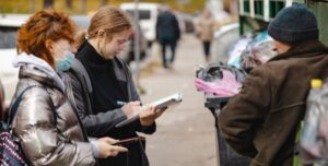 У Львові спалахнув мовний скандал між місцевим мешканцем та харків'янами – відео | INFBusiness