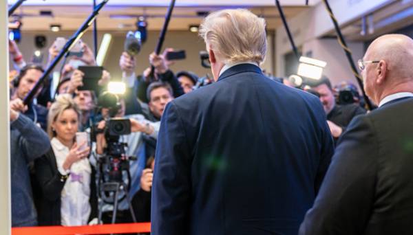 Трамп ухвалить рішення щодо тарифів та санкцій після зустрічей Віткоффа в Росії