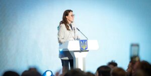НМТ 2025 — Свириденко оголосив стипендії у розмірі 10 тисяч гривень — хто їх отримає | INFBusiness