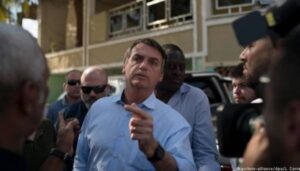 Колишнього президента Бразилії Болсонару відправили під домашній арешт | INFBusiness