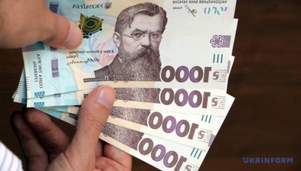 Платник податків каже, що надходження від податку на доходи фізичних осіб цього року зросли на понад 20% | INFBusiness