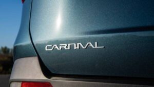Kia представляє оновлений мінівен Carnival | INFBusiness