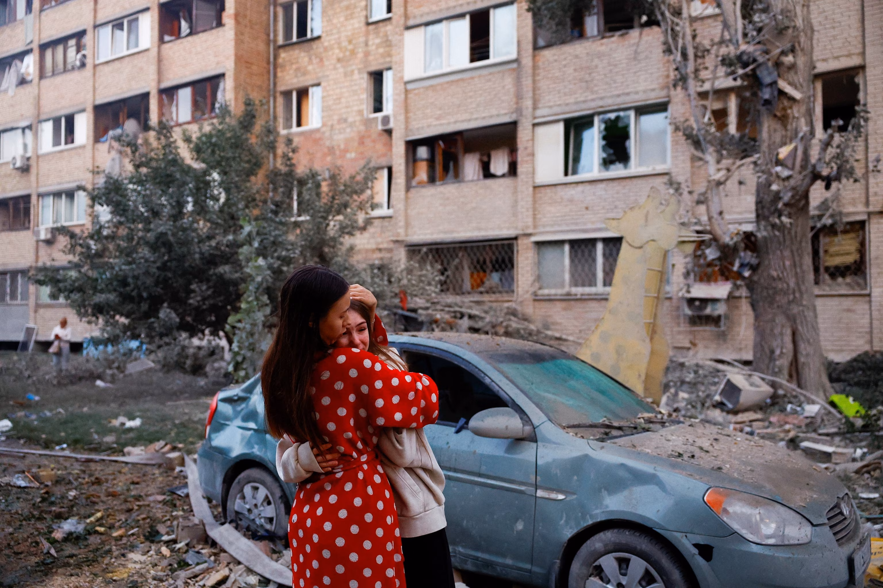 За словами чиновників, Київ постраждав від «масованої» російської ракетної атаки та атаки безпілотників, загинуло 22 людини | INFBusiness