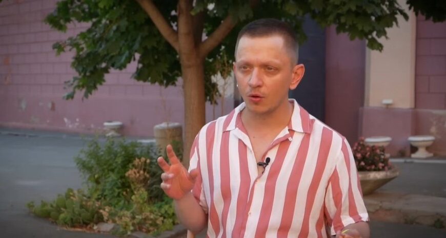 «Українська культура може бути не лише україномовною», — критик Євгеній Стасіневич