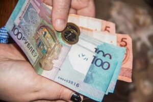 Як перетворити дрібні суми на великі заощадження: допоможуть ці способи | INFBusiness