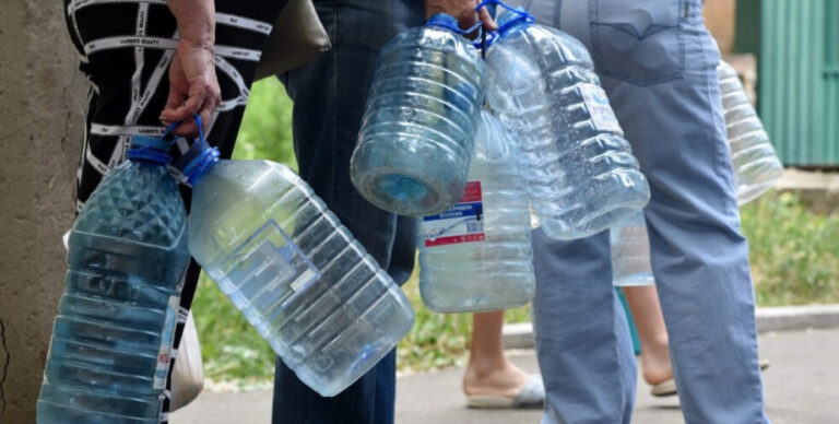 Подають раз на три дні: названі причини водної катастрофи на окупованому Донбасі