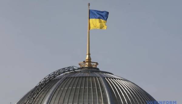Рада підтримала законопроект про захист вкладників та покращення роботи банків