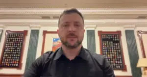 Зеленський попередив про дуже напружений тиждень, який наблизить кінець війни | INFBusiness