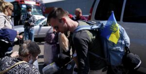 Студенти масово беруть академічну відпустку, щоб їздити за кордон, каже експерт | INFBusiness