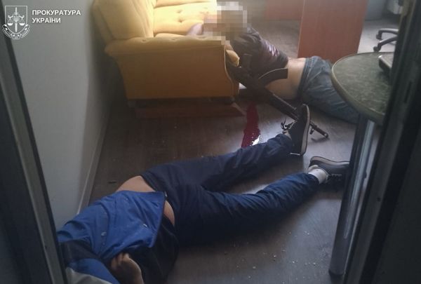 Дві смерті за хвилину: чоловік застрелив власника приміщення та покінчив життя самогубством на автозаправній станції | INFBusiness