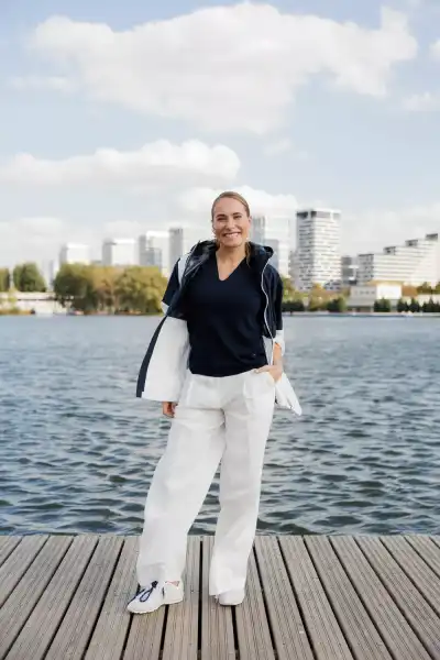 Юлія Бордовських, Дар'я Клюкіна, Марика Кравцова: зірковий wellness-пікнік у столиці | INFBusiness