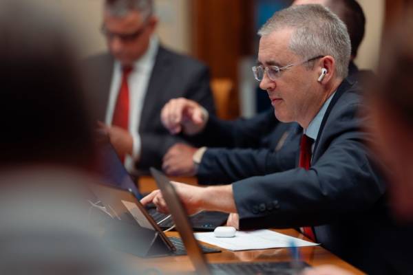 Місія МВФ розпочала роботу в Україні – Мінфін назвав теми для переговорів | INFBusiness