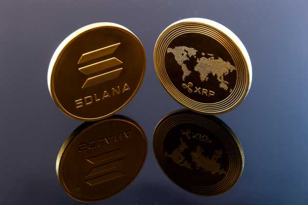 XRP та Solana на шляху до ETF? DTCC котирує продукти
