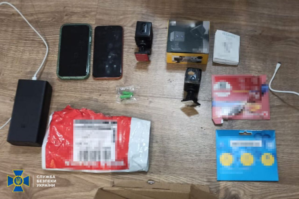 Агенти ФСБ розмістили "відеопастки" у багатоповерхівках для корекції ударів по Києву (фото) | INFBusiness