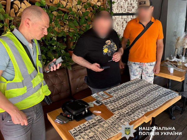 «Броньовані» призовники за десять тисяч доларів: правоохоронці затримали чиновника Міноборони в Києві | INFBusiness