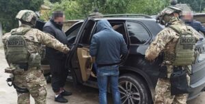 Невідомі викрали військового в Одеській області – йому показали водійські права – відео | INFBusiness