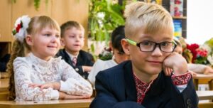 «2,2 млрд гривень надходить за рік»: Рада закликала батьків не поспішати платити 50 гривень за «електронний щоденник» | INFBusiness