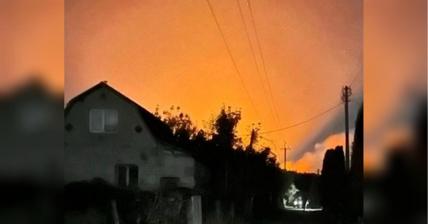 Вибухи та пошкодження залізниці під Києвом: що відомо та як курсують поїзди (відео)