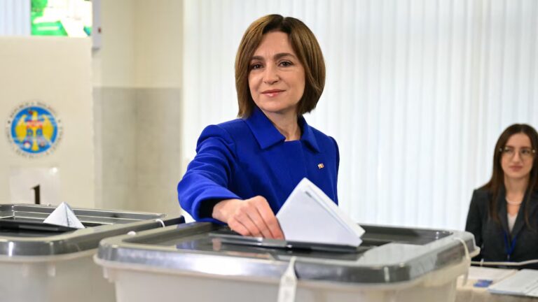 Вибори в Молдові готові підштовхнути країну до Заходу, віддалившись від Росії
