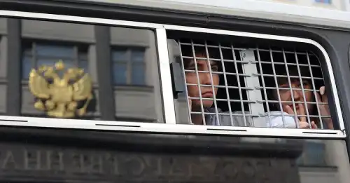 Скріпки міцнішають осінь в Росії почалася з нових правил та заборон