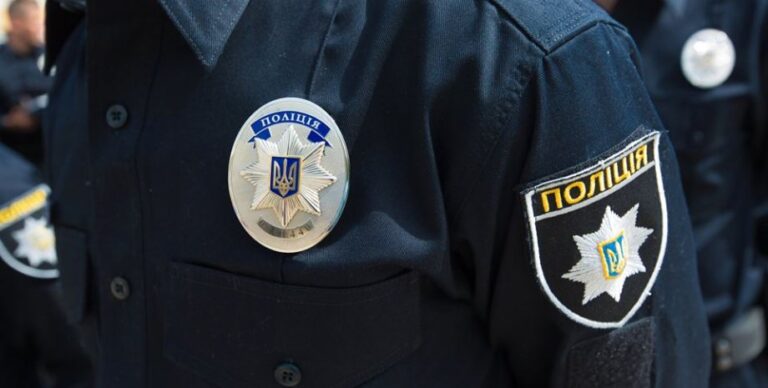 Несподіваний виклик поліції: чоловік у Рівненській області повідомив про крадіжку наркотиків