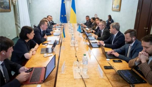 Україна та МВФ обговорили фінансові потреби та реформи для подальшої співпраці