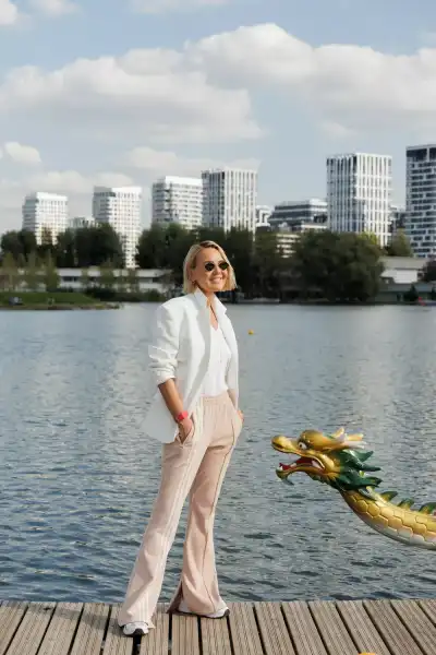 Юлія Бордовських, Дар'я Клюкіна, Марика Кравцова: зірковий wellness-пікнік у столиці | INFBusiness