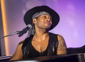 Пішов з життя родоначальник неосоулу D'Angelo | INFBusiness