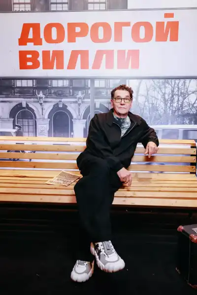 / Світська хроніка Сергій Маковецький, Кирило Кяро, Катерина Федулова та інші зірки на прем'єрі шпигунського бойовика "Дорогою Віллі" | INFBusiness