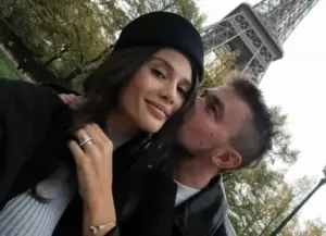 Романтика біля Ейфелевої вежі: Олександр Петров із дружиною відпочивають у Парижі | INFBusiness