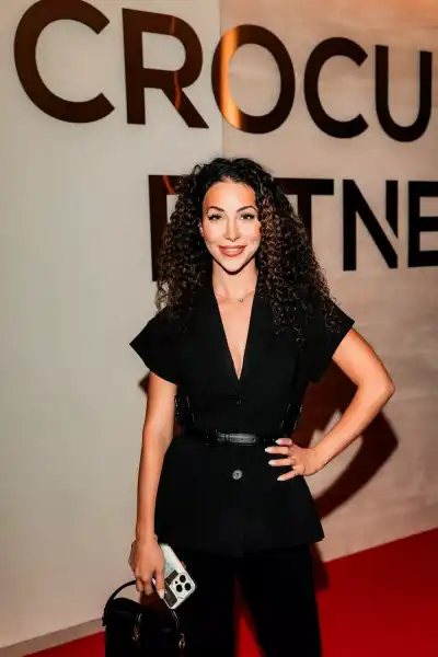 / Світська хроніка Філіп Кіркоров, Діна Аверіна та Дмитро Соловйов, Вікторія Дайнеко та інші на відкритті фітнес-клубу в центрі Москви | INFBusiness