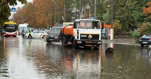 Фото: Володимир Зеленський Володимир Фесенко: Я думаю, що для місцевої влади вже підготовлено список кандидатів на виключення | INFBusiness