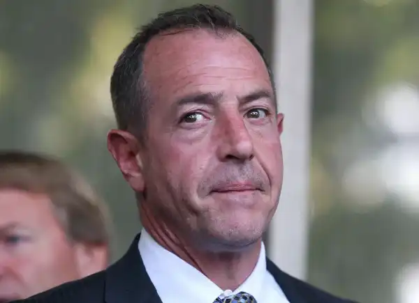 / Новини про зірок Батька Ліндсі Лохан достроково звільнили із в'язниці | INFBusiness