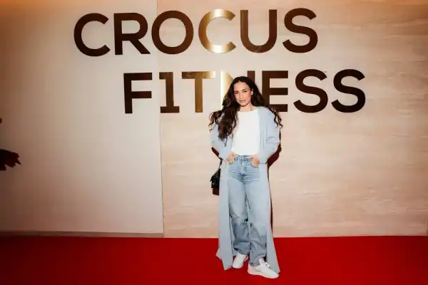 / Світська хроніка Філіп Кіркоров, Діна Аверіна та Дмитро Соловйов, Вікторія Дайнеко та інші на відкритті фітнес-клубу в центрі Москви | INFBusiness